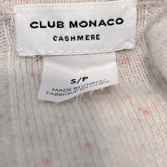 Club Monaco Cashmere sweater. - Picture 6 of 7
